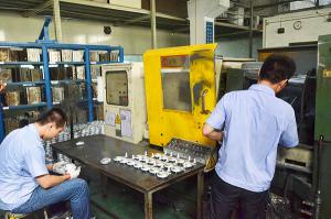 壓鑄公司必讀，壓鑄工藝的實現(xiàn)時的一些問題